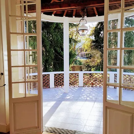 Skycircuitvilla - Beautiful Detached 7 Bed With 3000m2 Grounds