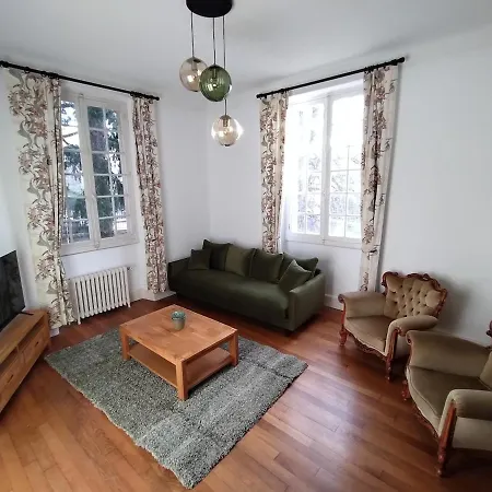 Skycircuitvilla - 4 Star With 8 Bedrooms, Pool And 3000m2 Grounds