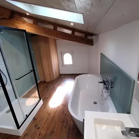 빌라 Skycircuitvilla - 4 Star With 8 Bedrooms, Pool And 3000m2 Grounds Saint-Lizier